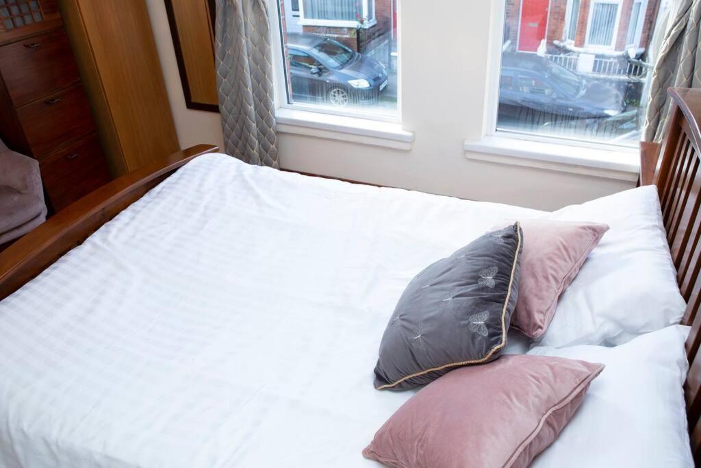 Cheerful 2 Bedroom House In The Heart Of Holiday home